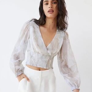 Aritzia Wilfred cream airy Genoa blouse